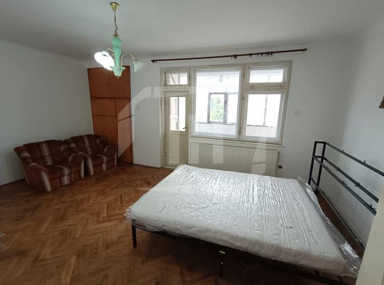 Apartament cu 2 camere decomandat, mobilat în Central