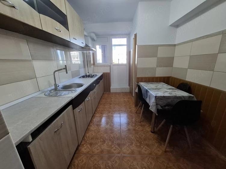 Apartament cu 2 camere decomandat în Exterior Vest