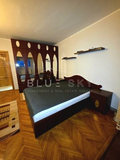 Apartament cu 3 camere decomandat, mobilat în Gara