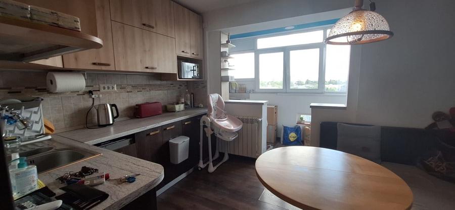 Apartament cu 2 camere semidecomandat în Titan