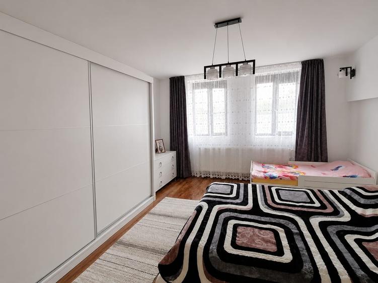 Casă cu 4 camere în Central