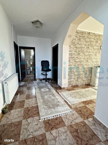 Casă cu 4 camere cu Teren 2800 Mp în Sânmartin