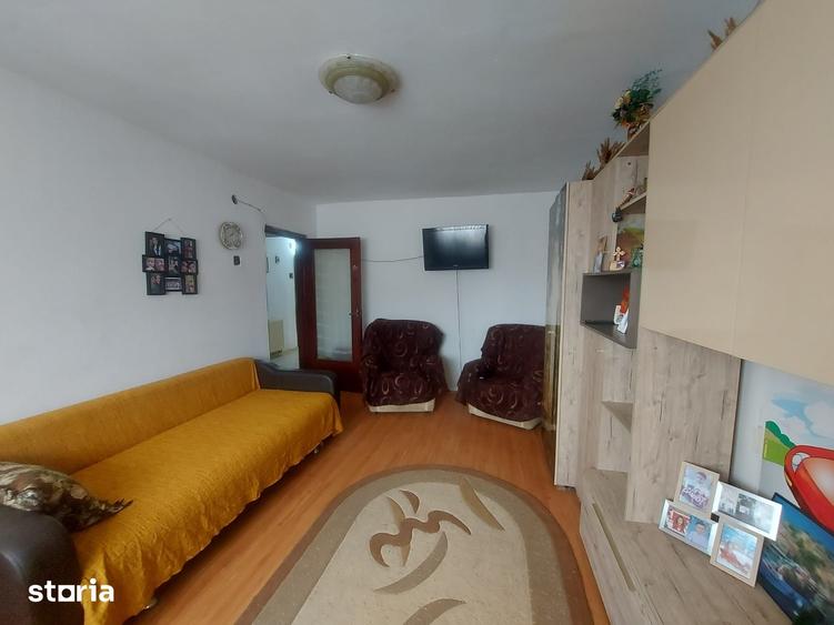Vanzare apartament 3 camere, zona micro 11 - Targoviste - 3