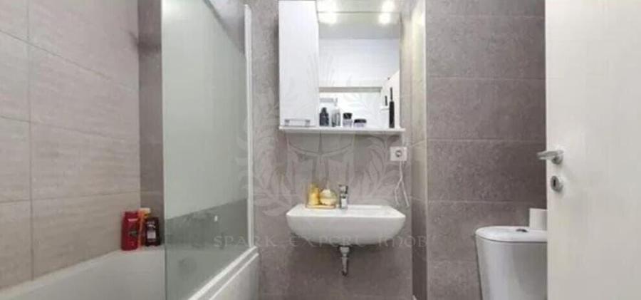 Apartament cu 3 camere decomandat, mobilat în Albert