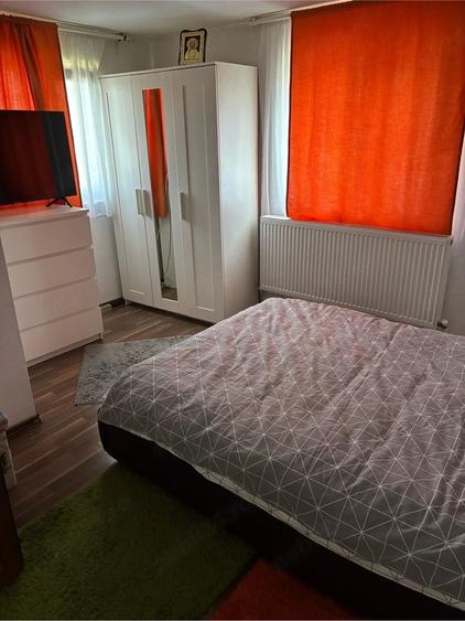 casa , curte , livada cu pomi fructiferi. zona langa padure , aproape de intratea pe autostrada. - 8