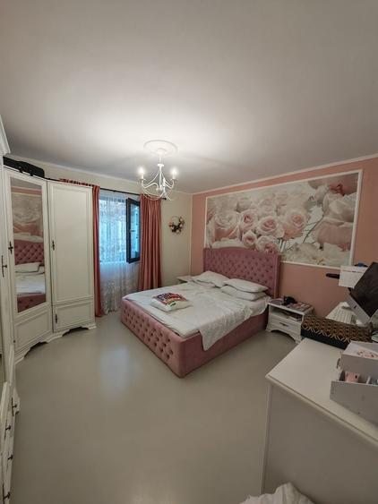 Casă cu 3 camere în Exterior Vest