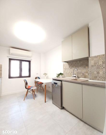 Apartament cu 3 camere, mobilat în Aviației