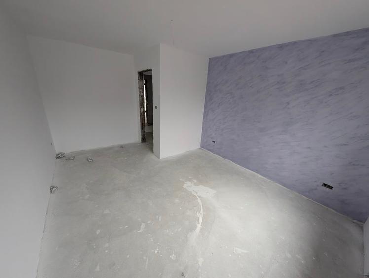 Duplex cu 5 camere cu Canalizare în Moșnița Veche