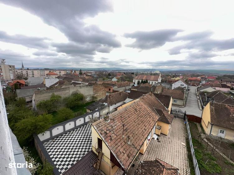 Apartament cu 3 camere decomandat în Târnăveni