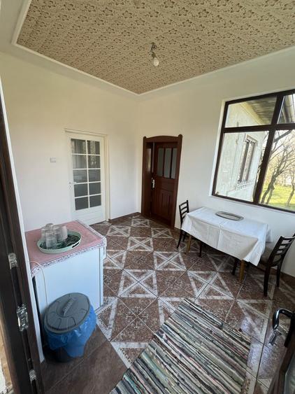 Casă cu 2 camere în Central
