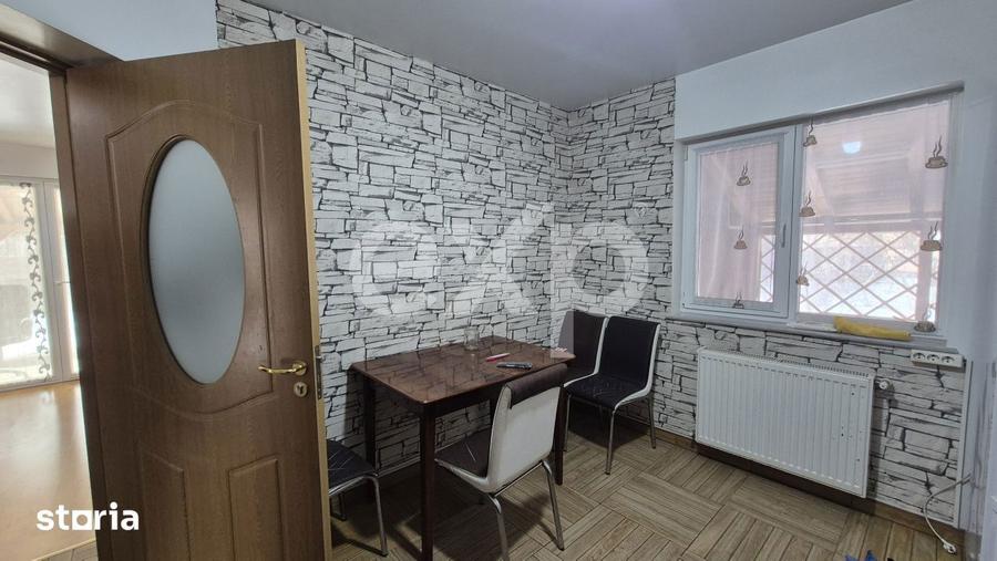 Casă cu 3 camere cu Canalizare în Găvana