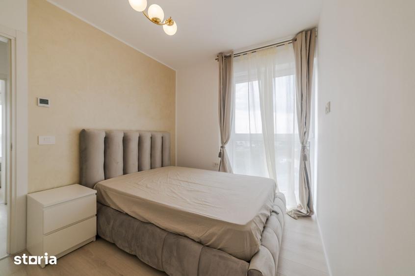 Apartament cu 3 camere semidecomandat, mobilat în Lipovei