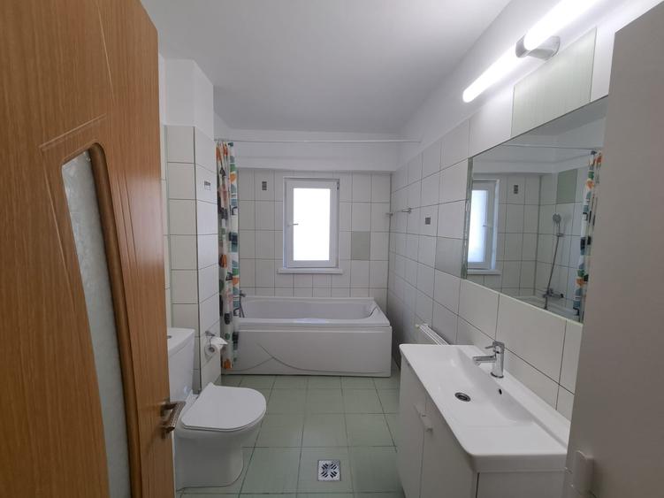 Apartament cu 2 camere decomandat în Mogoșoaia