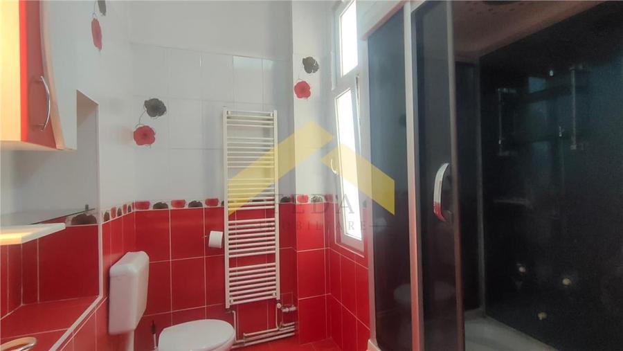 Apartament cu 4 camere circular în Podgoria