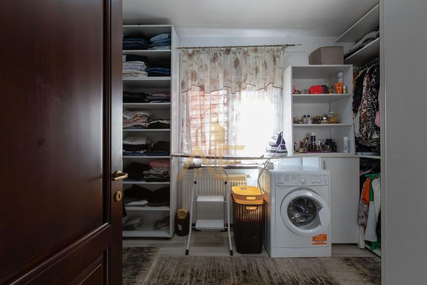 Casă individuală cu 3 camere cu Canalizare în CFR