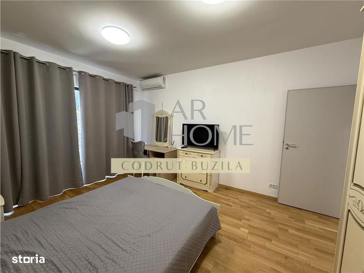 Apartament cu 2 camere, mobilat în Republicii