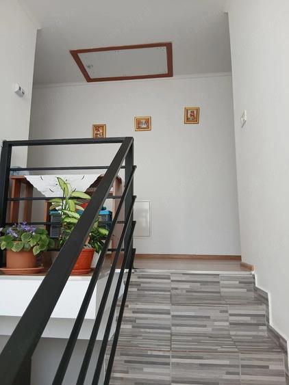 Casă cu Teren 330 Mp în Pisc