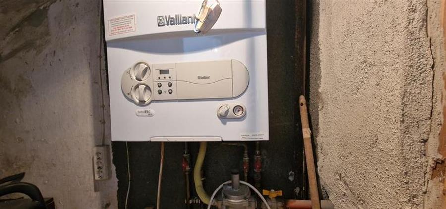 Duplex cu 2 camere cu Canalizare în Central