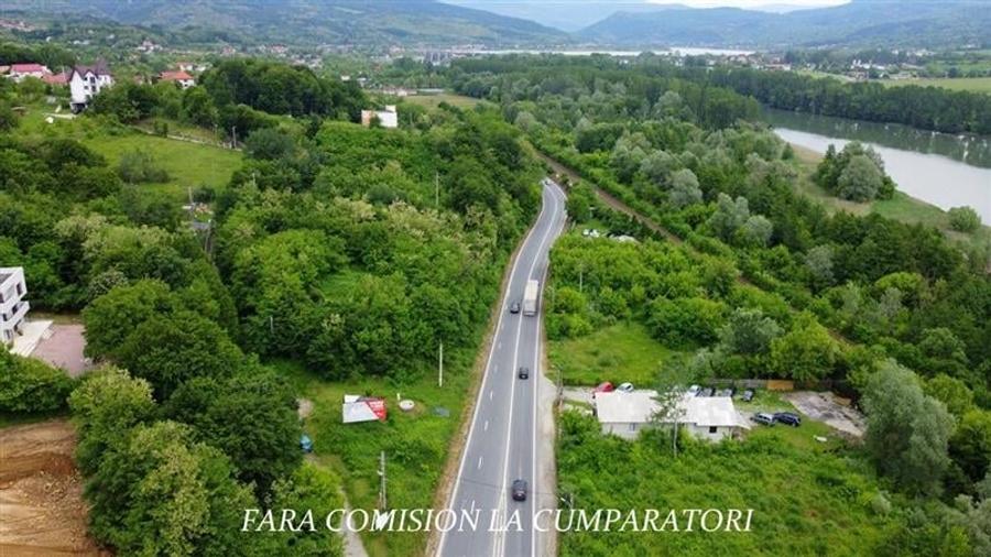 Teren Construcții intravilan de 3350 mp, în Bujoreni