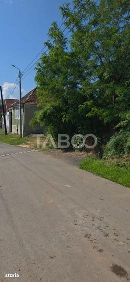 Teren de 2890 mp, în Central