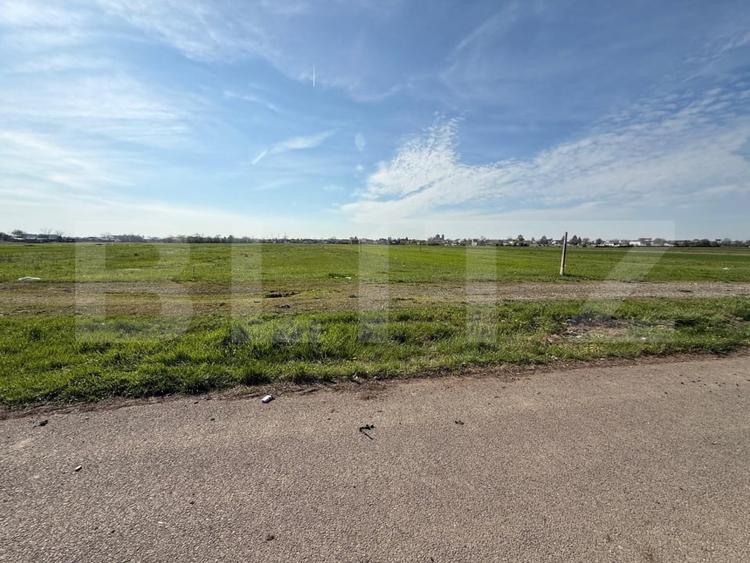 Teren Construcții intravilan de 1575 mp, în Strejnicu