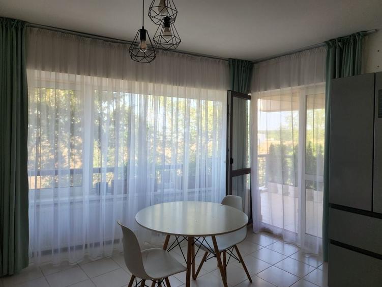 Apartament cu 2 camere semidecomandat în Ostratu