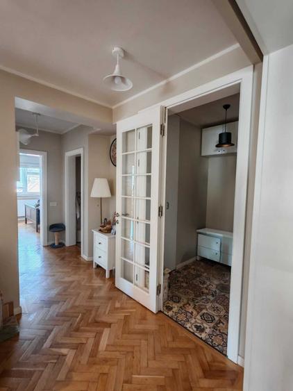 Apartament cu 3 camere decomandat în Ultracentral
