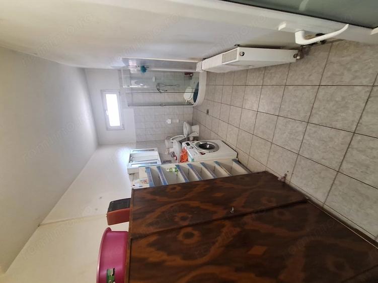Casă cu 2 camere cu Teren 1495 Mp în Utvin