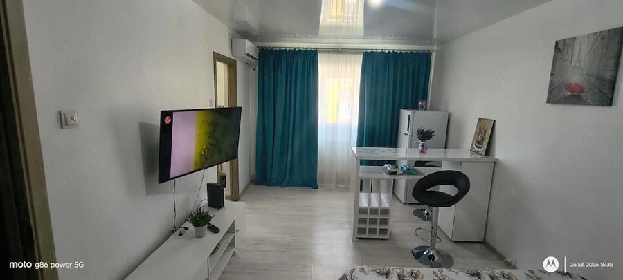 Garsonieră decomandată în Drăguțești