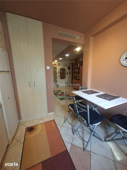 Apartament cu 3 camere decomandat în Ștrand