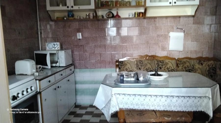Apartament 3 camere de inchiriat - 2