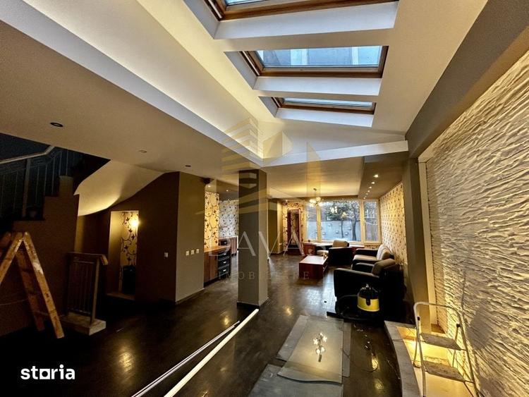 Casă cu 5 camere semidecomandat cu Teren 350 Mp în Bună Ziua