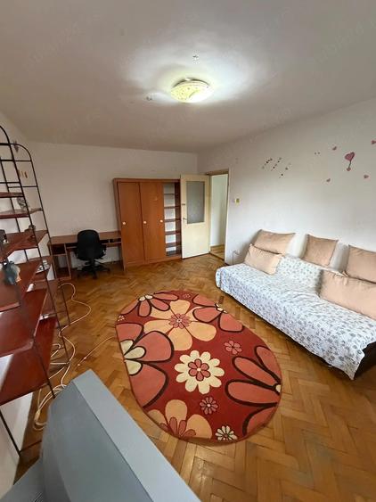 Garsonieră decomandată în Simion Bărnuțiu