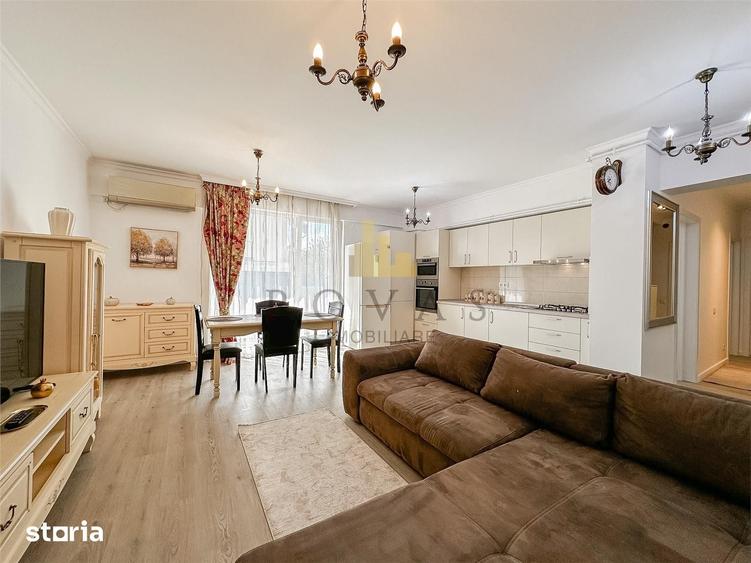 Apartament cu 3 camere decomandat în Vest