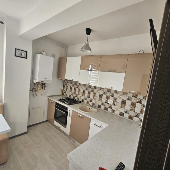Apartament cu 2 camere decomandat în Agigea