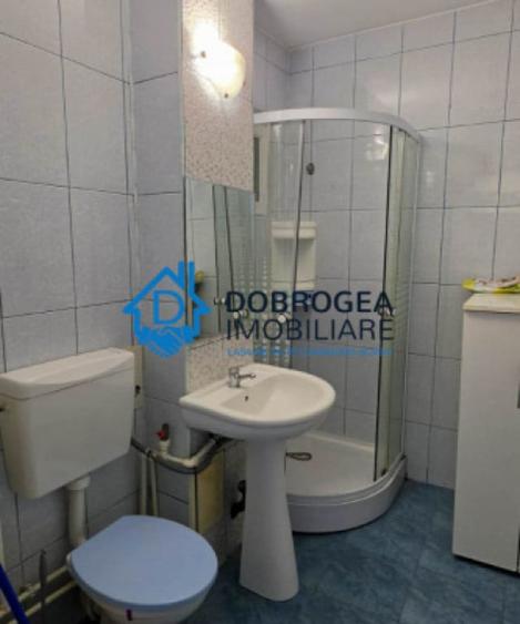 Apartament cu 2 camere decomandat în Păcii