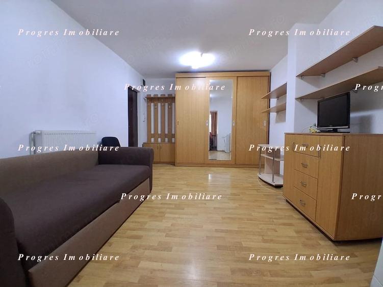 Garsoniera- Calea Girocului-Baricada- Parter- 24 mp- Centrala proprie- 250 euro - 1