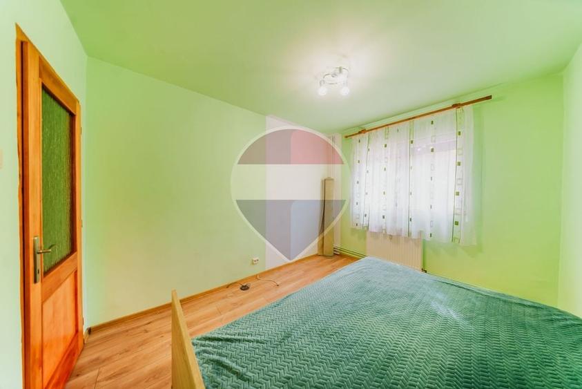 Apartament cu 2 camere semidecomandat, mobilat în Aurel Vlaicu
