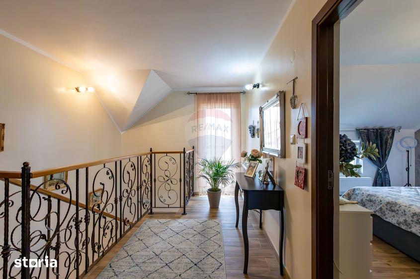 Casă cu 4 camere cu Teren 144 Mp în Măgura