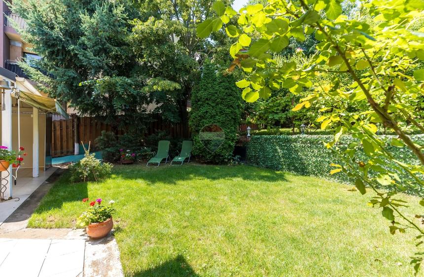 Casă cu 5 camere cu Teren 869 Mp în Bucium