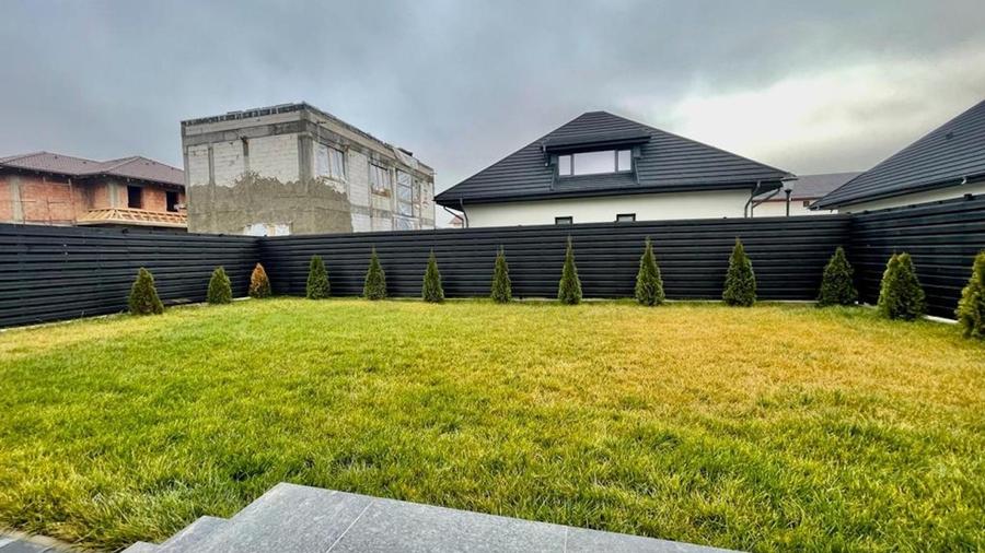 Casă individuală cu 5 camere cu Canalizare în Tunari