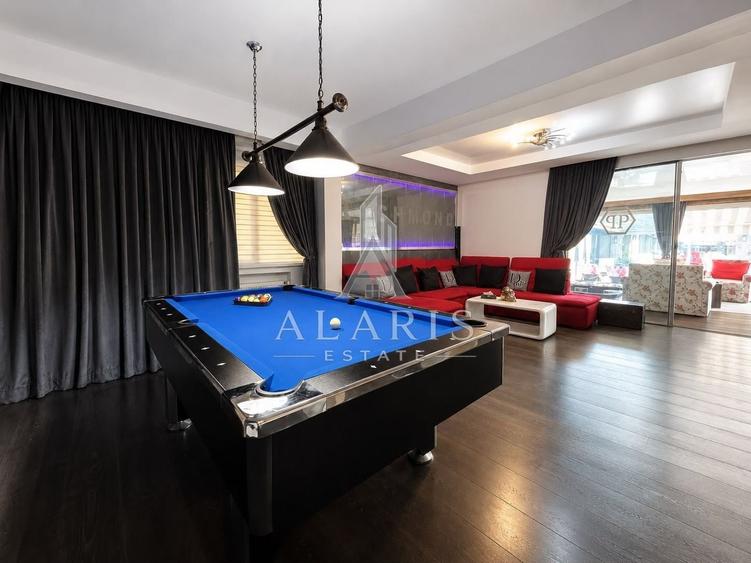 Casă individuală cu 7 camere cu Piscina în Aradului
