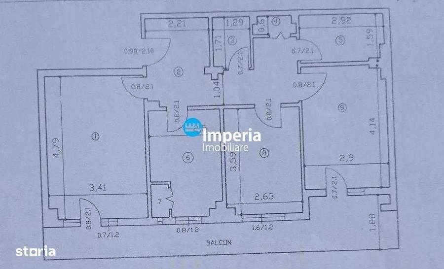 Apartament cu 3 camere decomandat în Podul de Fier