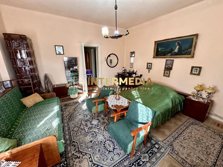 Apartament cu 3 camere decomandat, mobilat în Central