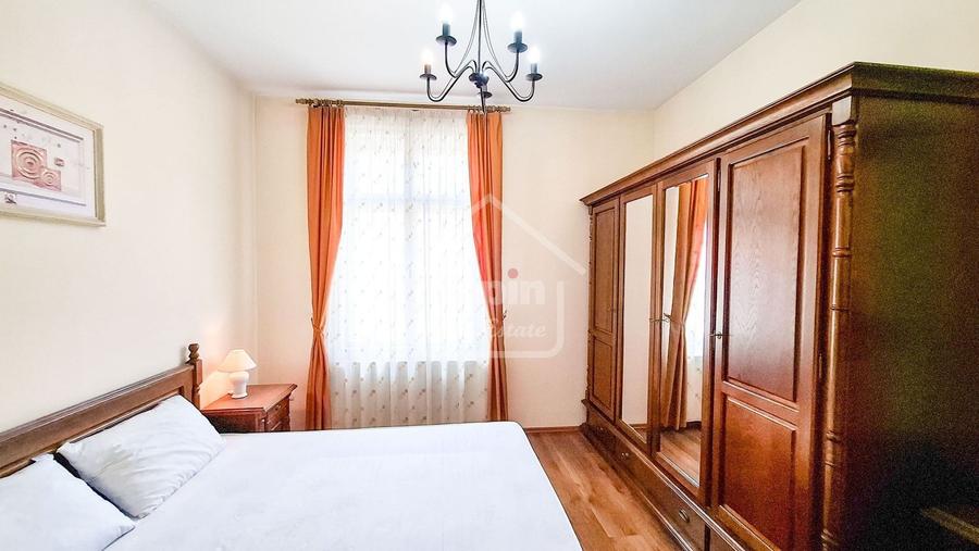 Apartament cu 2 camere decomandat în Centrul Istoric