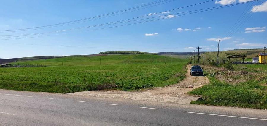 Teren de 10000 mp, în Iclod