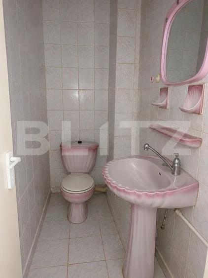 Apartament cu 3 camere decomandat în 1 Mai