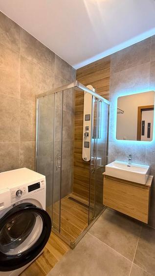 Apartament cu 4 camere în Herăstrău