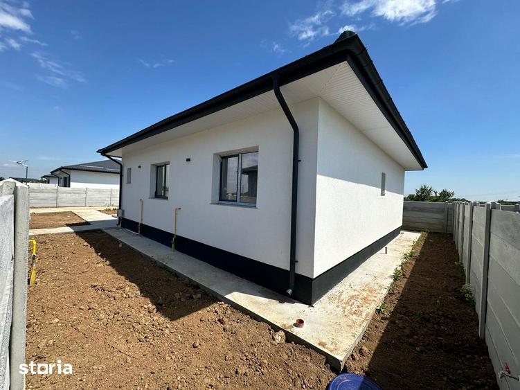 Casa in Clinceni cu incalzire in pardoseala, placa de beton si tripan - 17