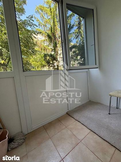 Apartament cu 2 camere, mobilat în Iosefin